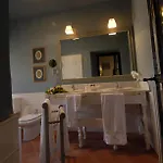 Hotel Caserio De Lobones 5*