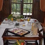 Hotel Caserio De Lobones 5*