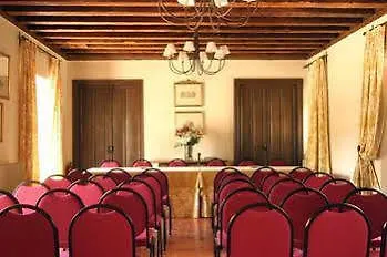 ホテル Caserio De Lobones 5*