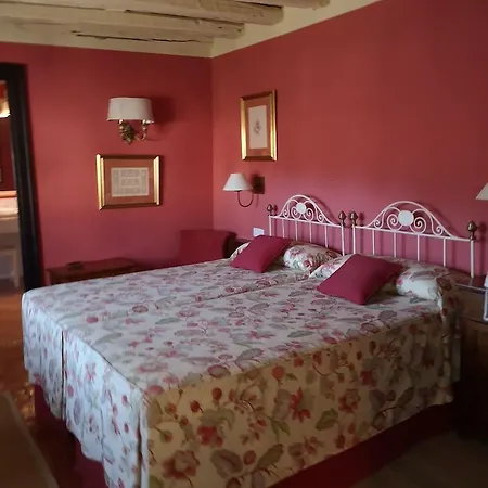 Caserío De Lobones 5* Segóvia