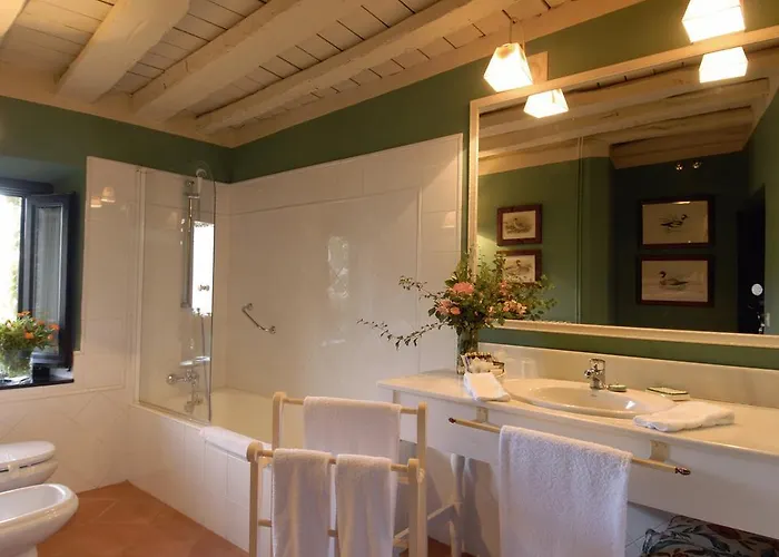 Caserio De Lobones Hotel