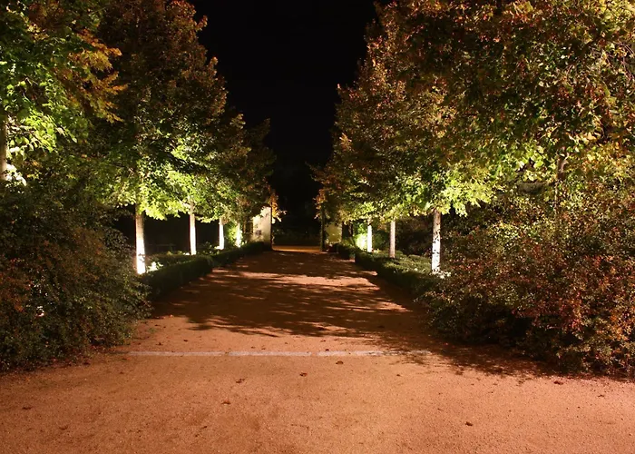 Hotel Caserio De Lobones 5*