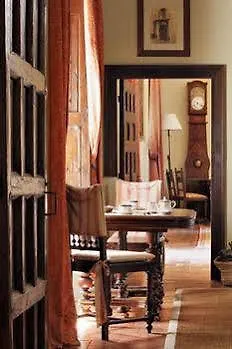 Caserio De Lobones 5*