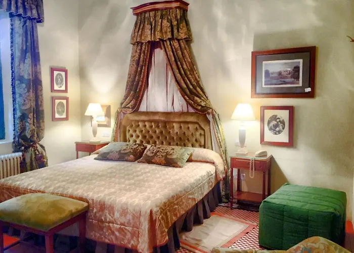 Caserio De Lobones 5*